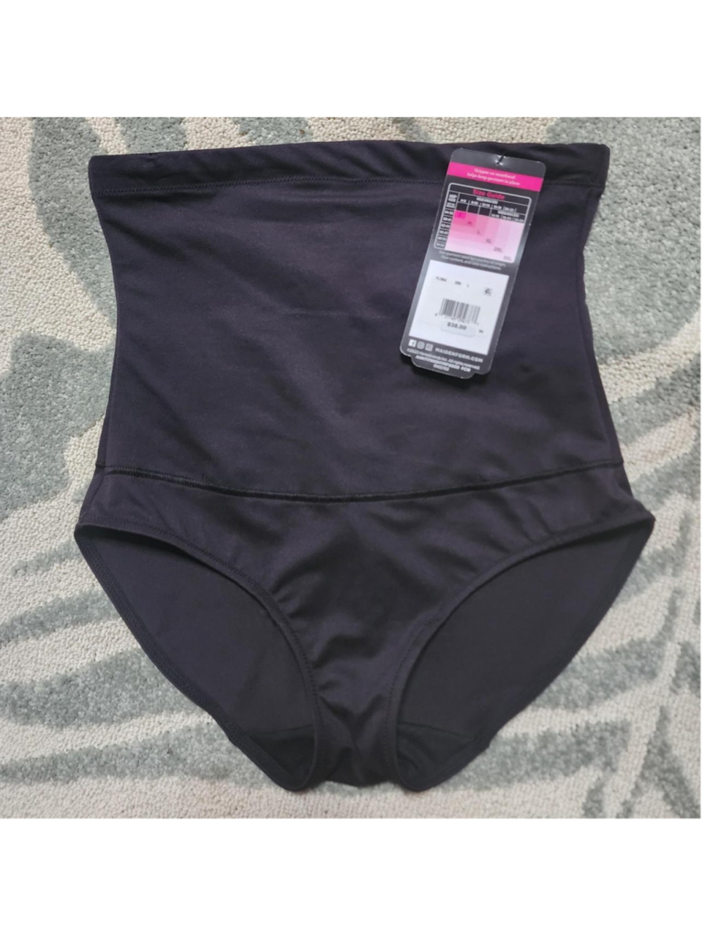 Black high-waisted seamless underwear #highwaisted #seamless
